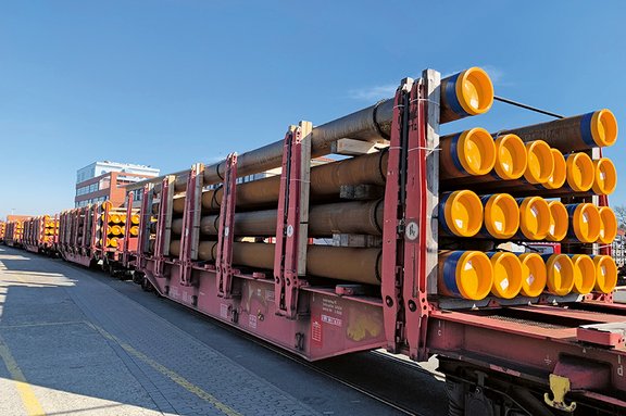 Loading and transport of BUTTING BuBi® pipes to Norway for the purpose of oil and gas extraction. 